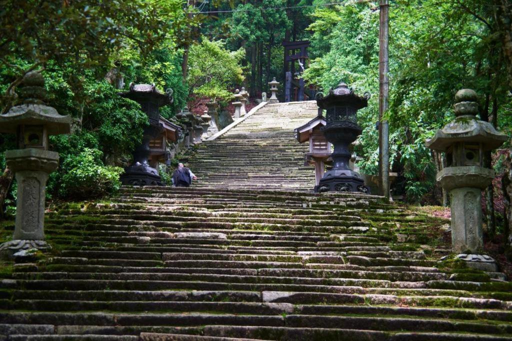 Eishinkan Hotel Tokio Buitenkant foto