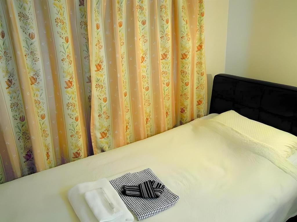 Eishinkan Hotel Tokio Buitenkant foto