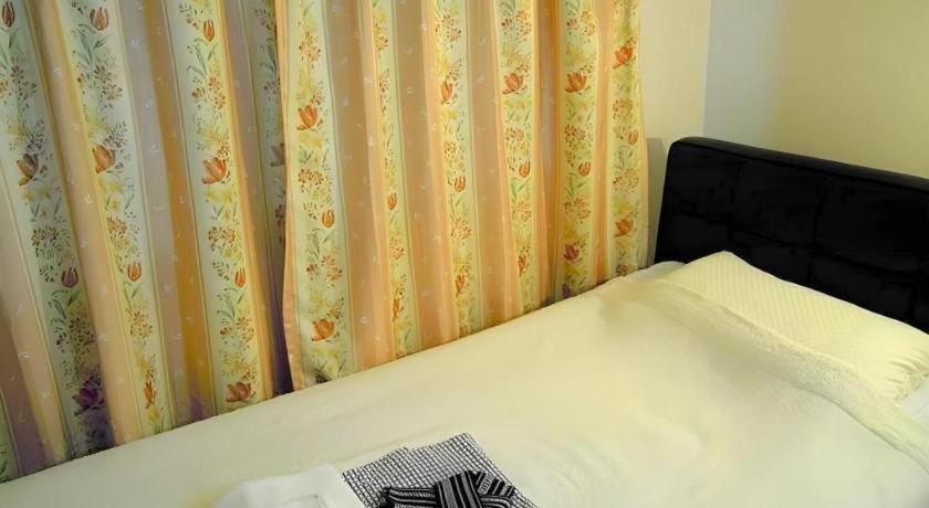 Eishinkan Hotel Tokio Buitenkant foto