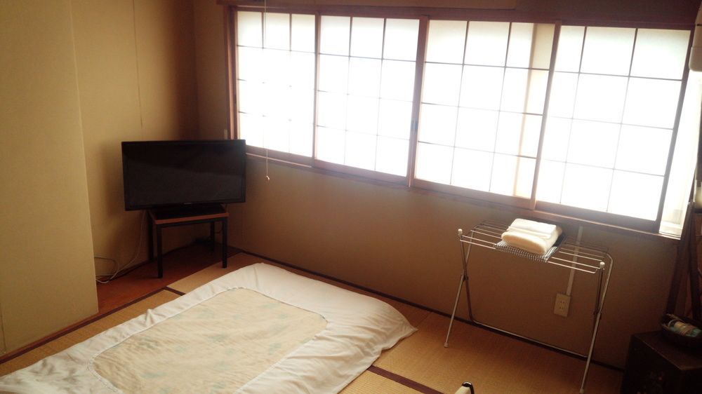 Eishinkan Hotel Tokio Buitenkant foto